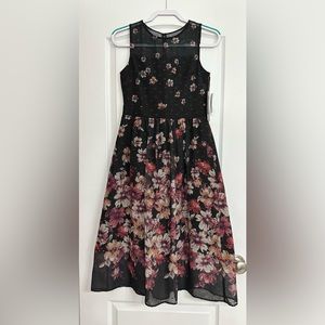 Glamour by Gabriella Skye Black / Floral Dress Size 4